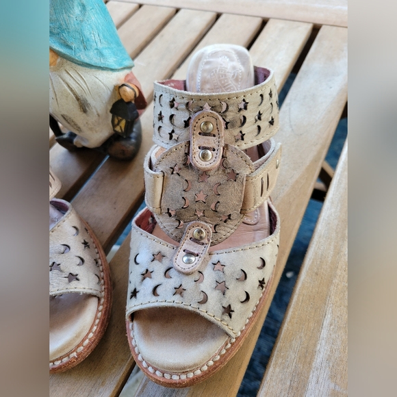 FreeBird Moonstar Mules size 9 - Picture 8 of 15